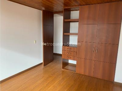 Apartamento de 3 alcobas en venta en Ciudad Jardin Nte, Bogotá, 87 m² · foto 7 de 13