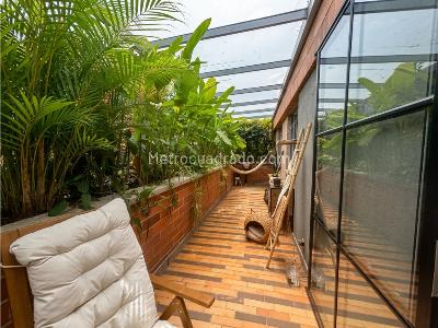 Apartamento de 2 alcobas en venta en El Poblado, Medellín, 92 m² · foto 13 de 17