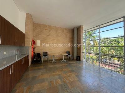 Apartamento de 2 alcobas en venta en El Poblado, Medellín, 92 m² · foto 15 de 17