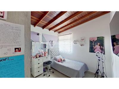 Apartamento de 3 alcobas en venta en Cabañas, Bello, 82 m² · foto 12 de 18