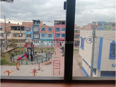 Casa de 5 alcobas en venta en Porvenir, Bogotá, 216 m² · foto 4 de 20
