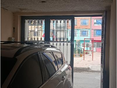 Casa de 5 alcobas en venta en Porvenir, Bogotá, 216 m² · foto 13 de 20
