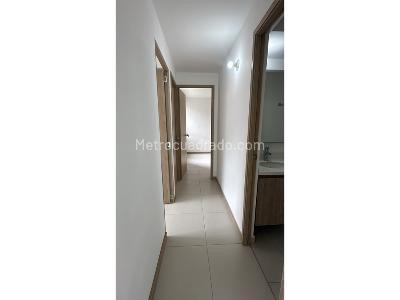 Apartamento de 2 alcobas en venta en Santa Ana, Bello, 58 m² · foto 6 de 19