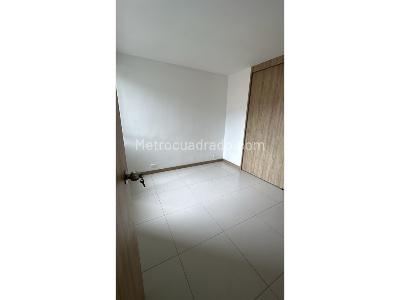 Apartamento de 2 alcobas en venta en Santa Ana, Bello, 58 m² · foto 9 de 19