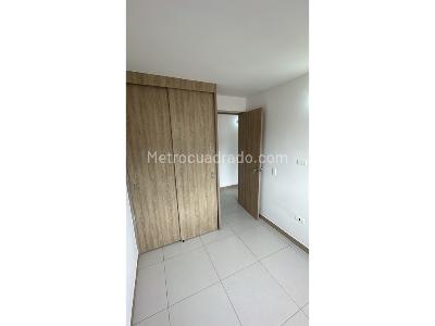 Apartamento de 2 alcobas en venta en Santa Ana, Bello, 58 m² · foto 10 de 19