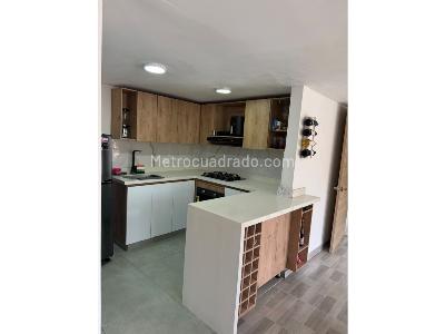 Apartamento de 3 alcobas en venta en El Trapiche, Bello, 73 m² · foto 3 de 10