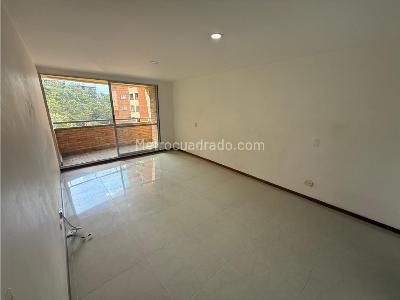 Apartamento de 3 alcobas en venta en Las Lomitas, Sabaneta, 112 m² · foto 12 de 16
