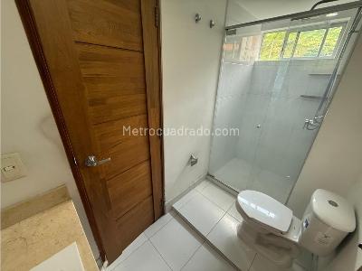 Apartamento de 3 alcobas en venta en Las Lomitas, Sabaneta, 112 m² · foto 9 de 16