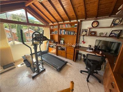 Casa de 3 alcobas en venta en Belen La Mota, Medellín, 186 m² · foto 13 de 20