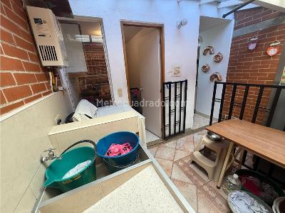 Casa de 3 alcobas en venta en Belen La Mota, Medellín, 186 m² · foto 18 de 20