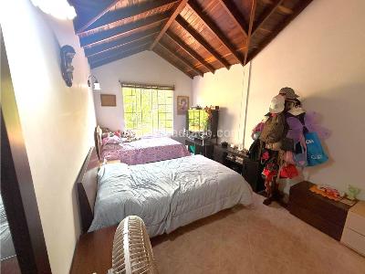 Casa de 3 alcobas en venta en Belen La Mota, Medellín, 186 m² · foto 8 de 20