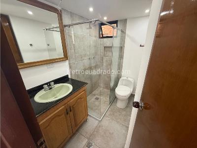 Apartamento de 3 alcobas en venta en Conquistadores, Medellín, 115 m² · foto 12 de 20