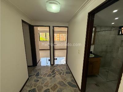 Apartamento de 3 alcobas en venta en Conquistadores, Medellín, 115 m² · foto 6 de 20