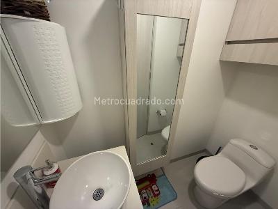 Apartamento de 3 alcobas en venta en Los Alcazares, Sabaneta, 77 m² · foto 12 de 15