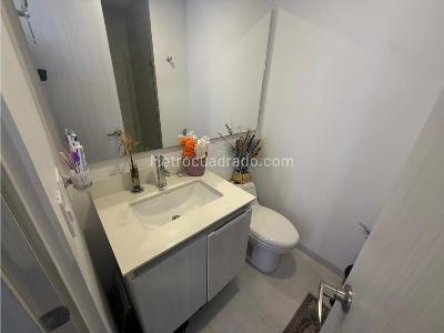 Apartamento de 3 alcobas en venta en Los Alcazares, Sabaneta, 77 m² · foto 14 de 15