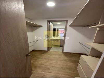 Apartamento de 3 alcobas en venta en Laureles, Medellín, 125 m² · foto 18 de 20