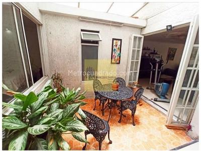 Apartamento de 4 alcobas en venta en Belen Nueva Villa De Aburra, Medellín, 255 m² · foto 6 de 8