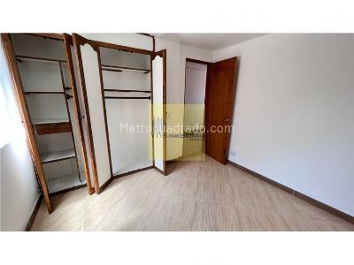 Apartamento en venta en Laureles, Medellín · foto 7 de 14