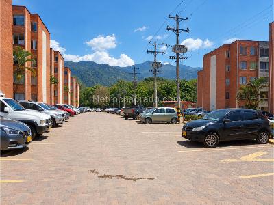 Apartamento de 3 alcobas en venta en El Salado, Ibagué, 52 m² · foto 12 de 20