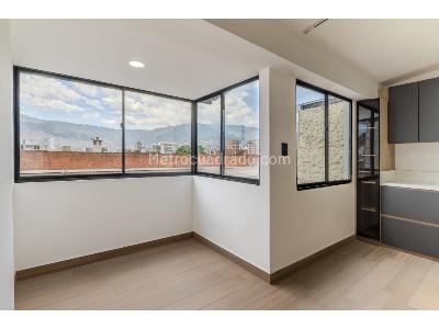 Apartamento de 3 alcobas en venta en Florida Nueva, Medellín, 106 m² · foto 4 de 13