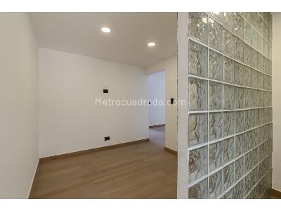 Apartamento de 3 alcobas en venta en Florida Nueva, Medellín, 106 m² · foto 12 de 13
