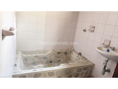 Casa de 3 alcobas en venta en Urdaneta, Neiva, 198 m² · foto 17 de 20