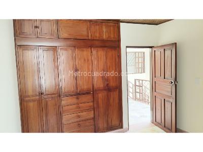 Casa de 3 alcobas en venta en Urdaneta, Neiva, 198 m² · foto 18 de 20