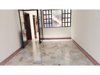 Casa de 3 alcobas en venta en Urdaneta, Neiva, 198 m² · foto 2 de 20