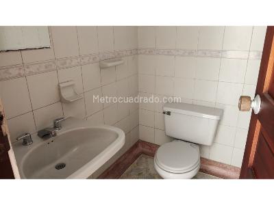 Casa de 3 alcobas en venta en Urdaneta, Neiva, 198 m² · foto 5 de 20