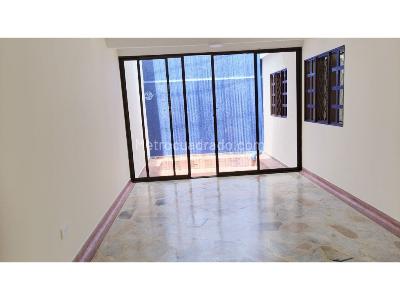 Casa de 3 alcobas en venta en Urdaneta, Neiva, 198 m² · foto 8 de 20