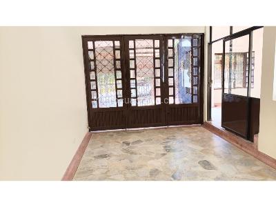 Casa de 3 alcobas en venta en Urdaneta, Neiva, 198 m² · foto 9 de 20