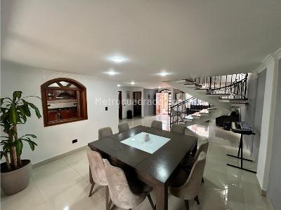 Casa de 4 alcobas en venta en Chia, Chía, 288 m² · foto 11 de 20