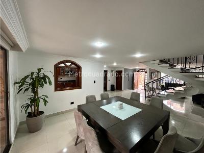 Casa de 4 alcobas en venta en Chia, Chía, 288 m² · foto 8 de 20
