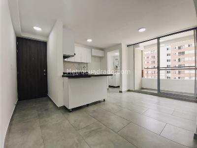 Apartamento de 3 alcobas en venta en Santa Ana, Bello, 62 m² · foto 2 de 17
