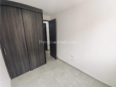 Apartamento de 3 alcobas en venta en Santa Ana, Bello, 62 m² · foto 12 de 17