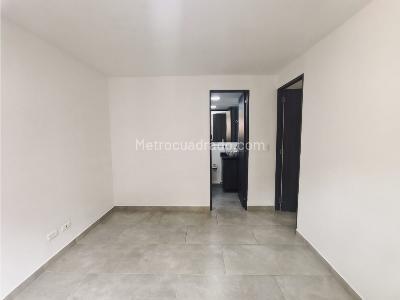 Apartamento de 3 alcobas en venta en Santa Ana, Bello, 62 m² · foto 14 de 17