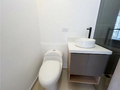 Apartamento de 2 alcobas en venta en Ditaires, Itagüí, 63 m² · foto 12 de 17