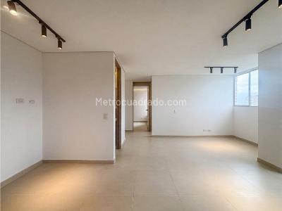 Apartamento de 2 alcobas en venta en Ditaires, Itagüí, 63 m² · foto 6 de 17