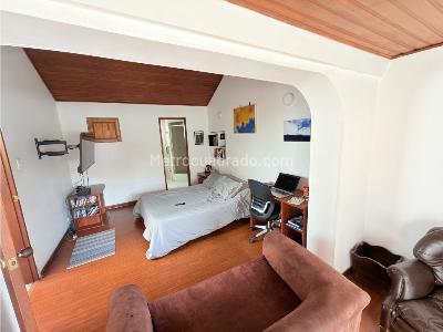 Apartamento de 3 alcobas en venta en Santa Ana Occidental, Bogotá, 160 m² · foto 13 de 19