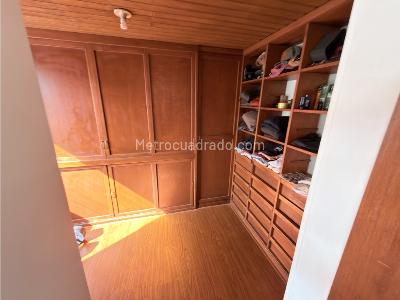 Apartamento de 3 alcobas en venta en Santa Ana Occidental, Bogotá, 160 m² · foto 17 de 19