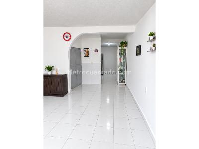 Casa de 4 alcobas en venta en Villa Patricia, Ibagué, 132 m² · foto 2 de 13