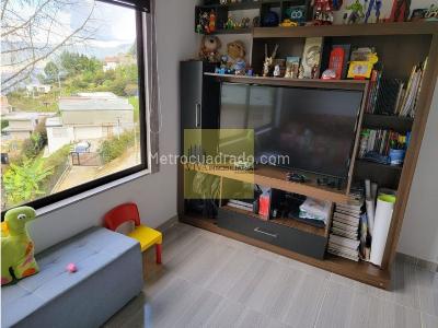 Apartamento de 3 alcobas en venta en Belen, Medellín, 400 m² · foto 19 de 20