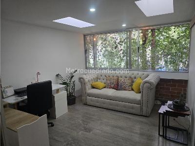 Apartaestudio en venta en La Inmaculada, Envigado, 128 m² · foto 2 de 18