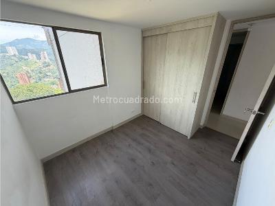 Apartamento de 3 alcobas en venta en La Doctora, Sabaneta, 72 m² · foto 5 de 13