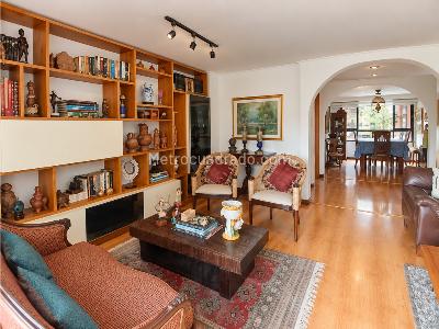 Apartamento de 3 alcobas en venta en El Poblado, Medellín, 134 m² · foto 3 de 20