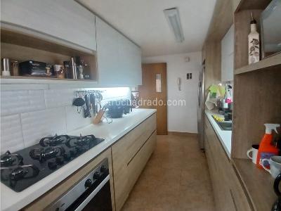 Apartamento de 3 alcobas en venta en El Poblado, Medellín, 134 m² · foto 7 de 20