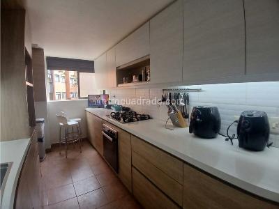 Apartamento de 3 alcobas en venta en El Poblado, Medellín, 134 m² · foto 8 de 20