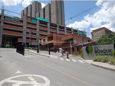 Apartamento de 3 alcobas en venta en El Trapiche, Bello, 55 m² · foto 14 de 17