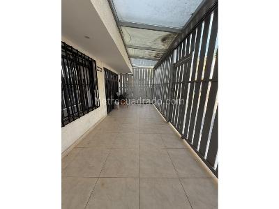 Casa de 3 alcobas en venta en Cambulos, Neiva, 120 m² · foto 3 de 20