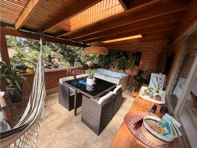 Apartamento de 4 alcobas en venta en El Poblado, Medellín, 156 m² · foto 2 de 20